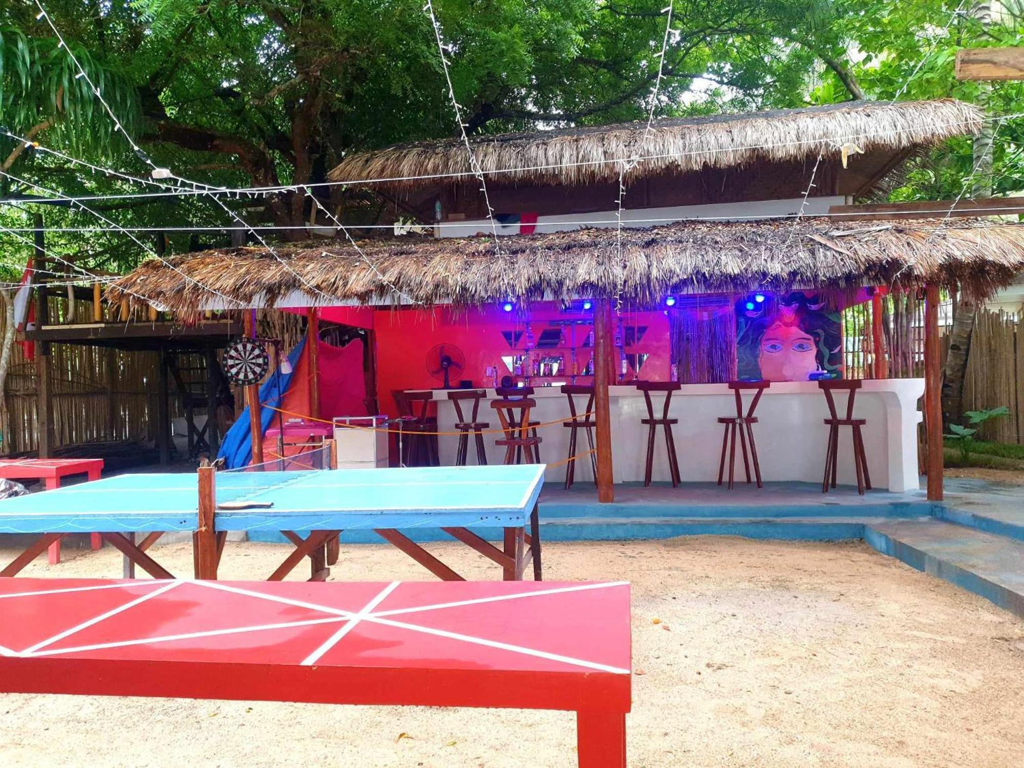 Oia Beach Hostel - 엘니도 외부 사진